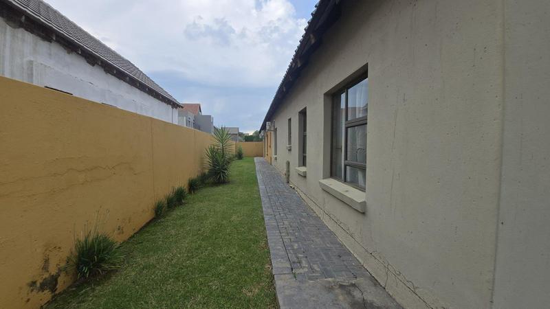 4 Bedroom Property for Sale in Leloko Lifestyle Estate North West